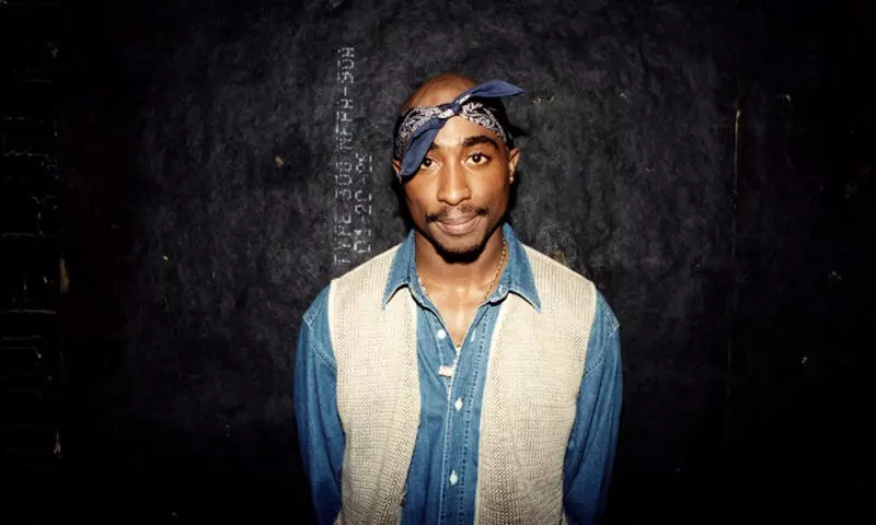 2Pac đã bán được hơn 75 triệu album trên toàn cầu