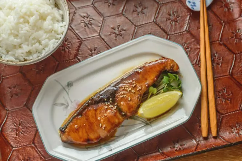 Sốt Teriyaki rưới lên món ăn thêm phần hấp dẫn