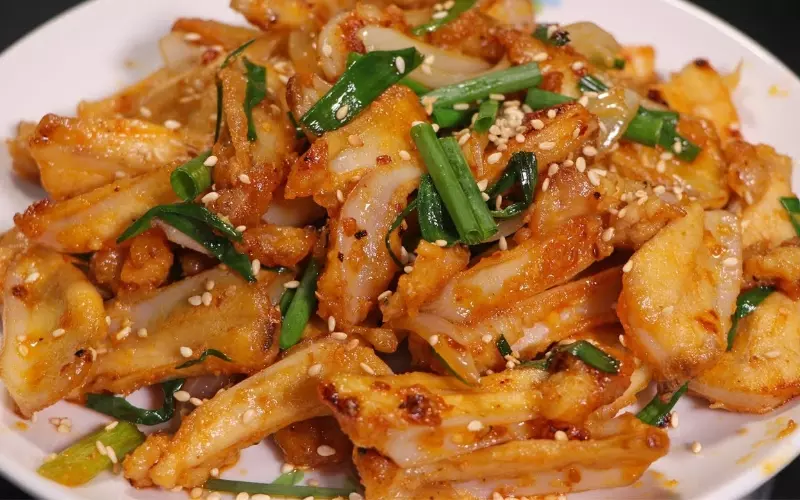 Thành phần nguyên liệu của sụn gà sốt me thơm ngon