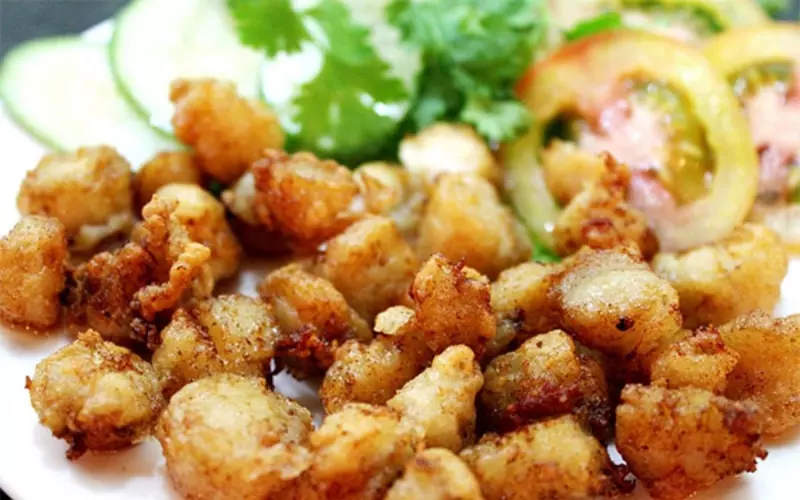 Món sụn gà rang muối với cách chế biến đơn giản