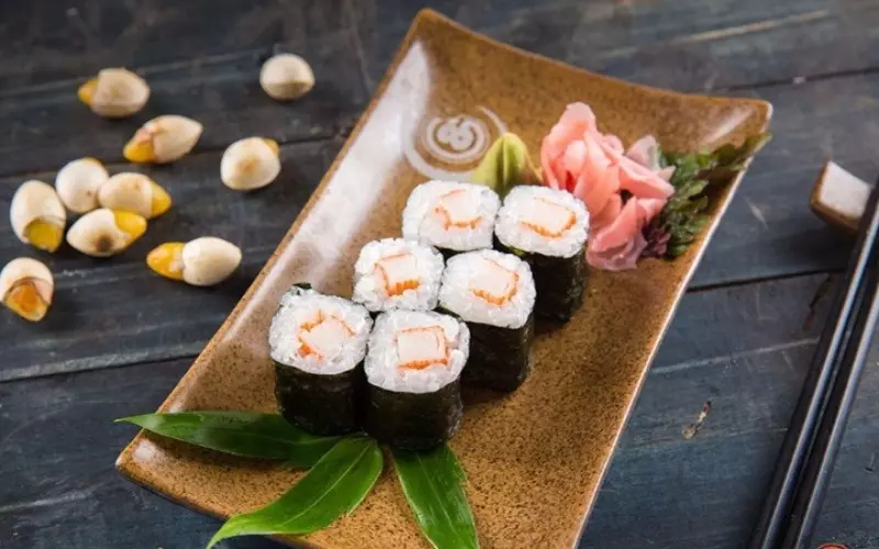 Sushi thanh cua