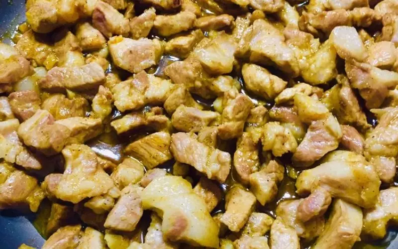 Nạc dăm xào ngũ vị hương
