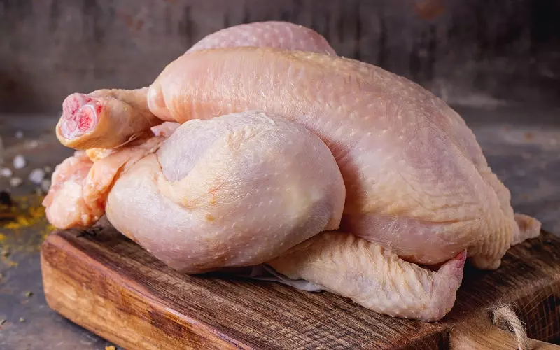Lưu ý khi mua, sử dụng và bảo quản thực phẩm đối với thịt gia cầm làm sẵn