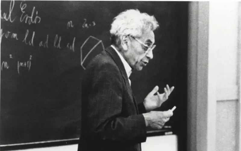 Erdős là nhà toán học nổi tiếng người Hungary