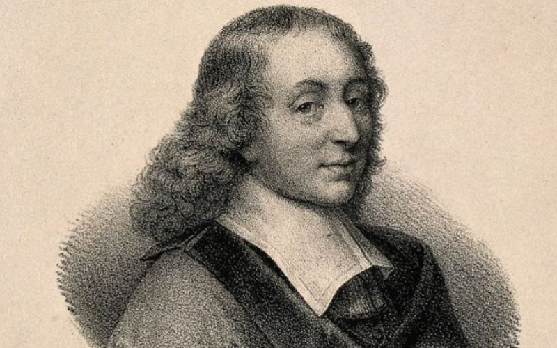 Chiếc máy tính cơ học đầu tiên xuất hiện trên thế giới là do Blaise Pascal tạo ra
