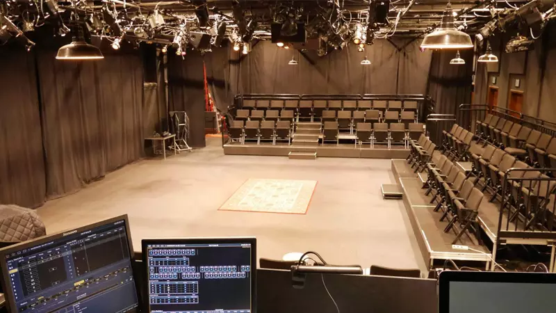 Theater studio còn được gọi là nhà hát