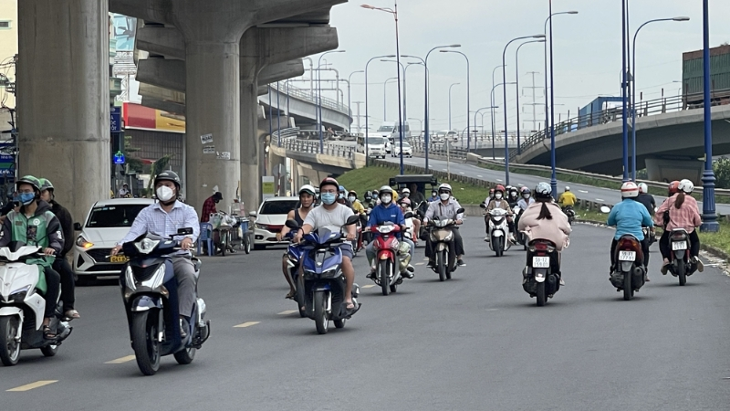 Người sử dụng xe không chính chủ sẽ bị xử phạt nếu không làm thủ tục sang tên