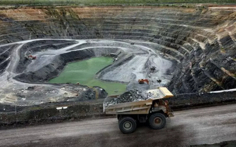 Uranium không phải là một kim loại hiếm nhưng cần phải có những mỏ khoáng sản giàu Urani đậm đặc