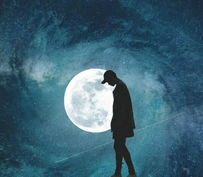 Hình nền Sad girl dùng làm hình nền điện thoại