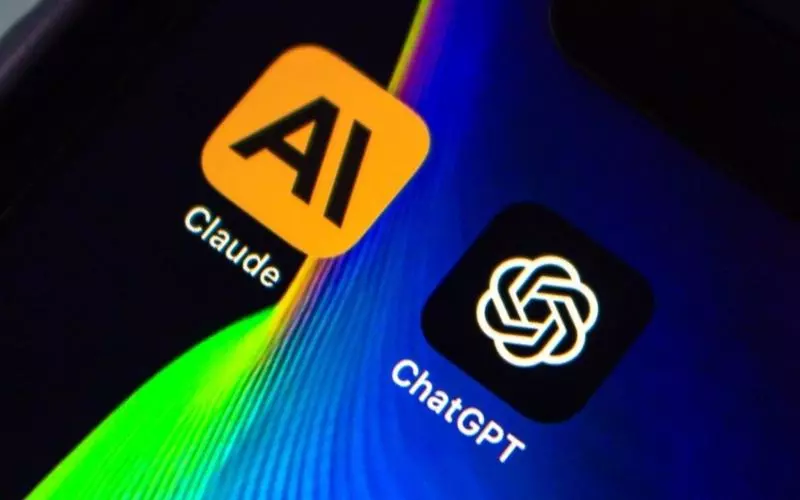 Sự giống nhau của ChatGPT và Claude là chúng đều là các chatbox AI