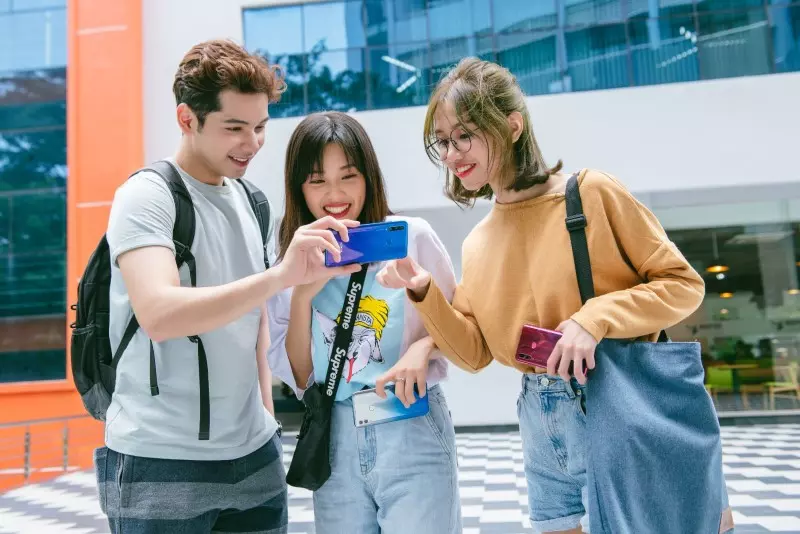 Việc sử dụng những từ ngữ này vừa tạo sự thú vị, hóm hỉnh trong quá tình giao tiếp