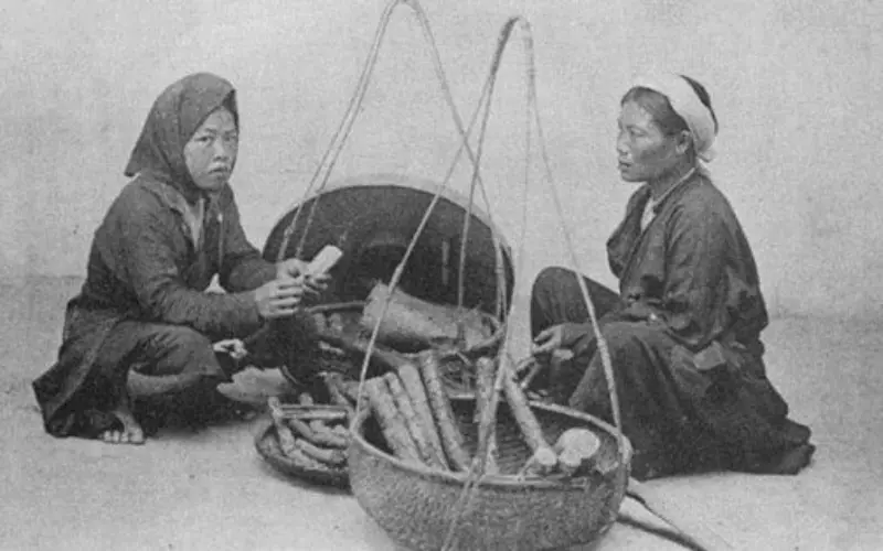 Cái xã hội khiến người phụ nữ luôn bị coi rẻ, khinh thường và vùi dập không thương tiếc